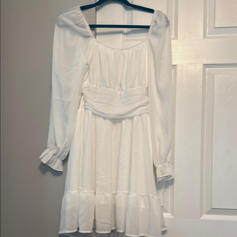 White Long-Sleeve Dress with bow